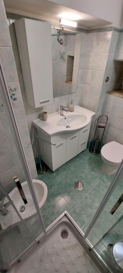 Apartamento La Casa Sotto Il Castello Bracciano  Exterior foto
